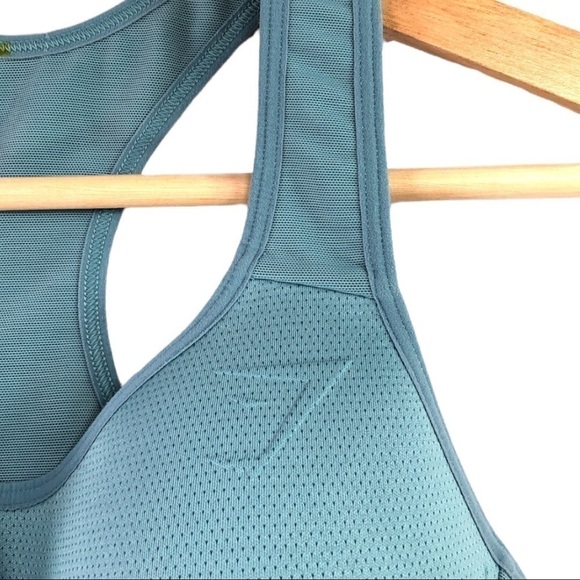 Gymshark - Lightweight High Support Sportsbra - Small - Picture 3 of 6